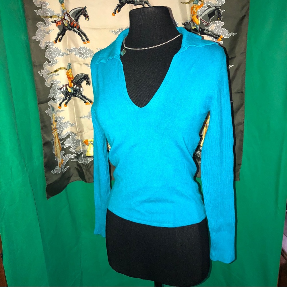 Max Studio size small‎ Robins egg blue sweater